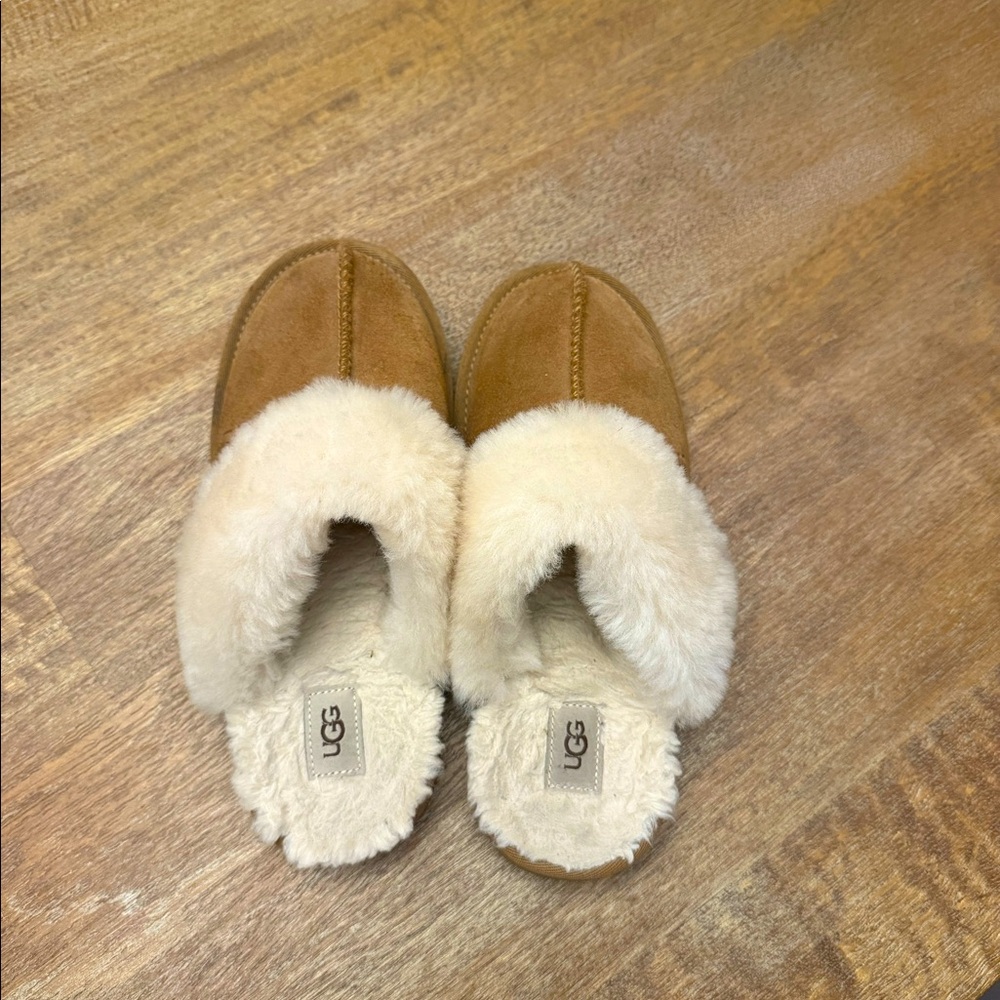 UGG Girl's Cozy II Slippers- Chestnut Size 4 - Picture 4 of 6